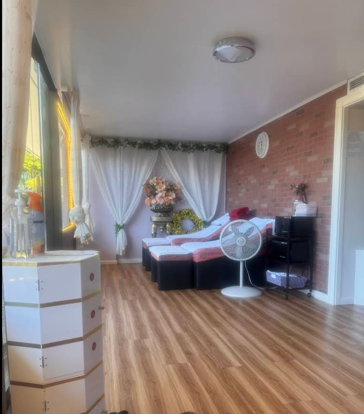 Rainbow Spa & Massage gallery image